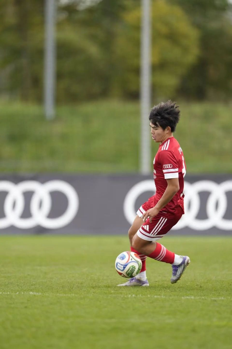 凭借出色的 凭借出色的