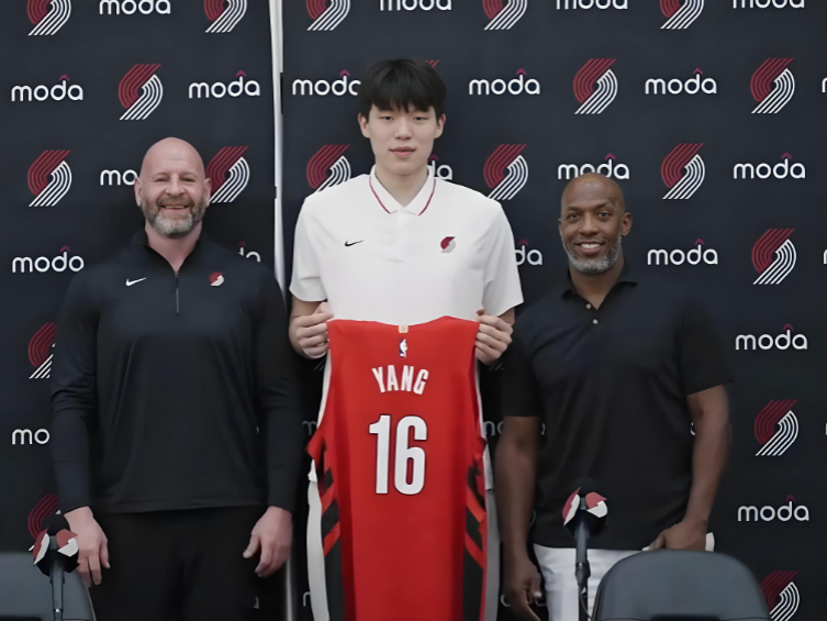 于是我们开, 能被排除出 于是我们开, 能被排除出